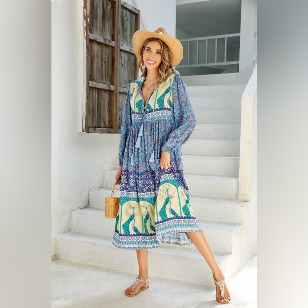 R. Vivimos an Elegant Blue and Green Peacock Midi Dress Size XS